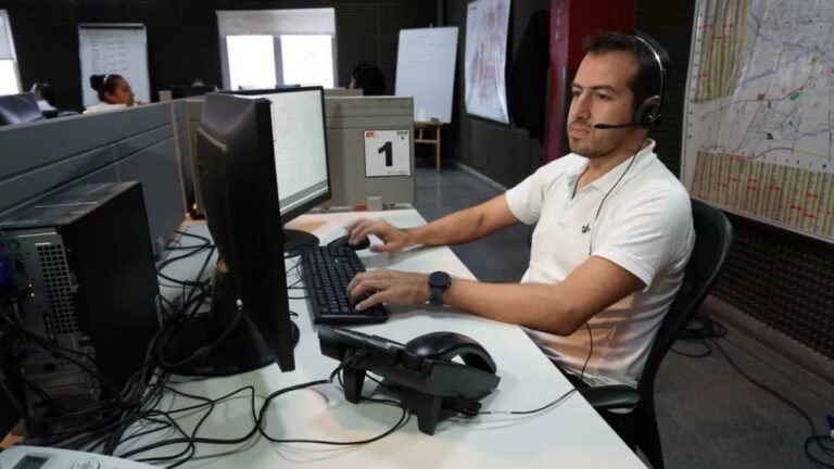 El 911 registró 1.300 llamados por incendios y fuertes vientos. 911