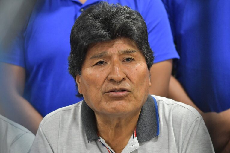 AME5631 BOLIVIA EVO MORALES 768x512