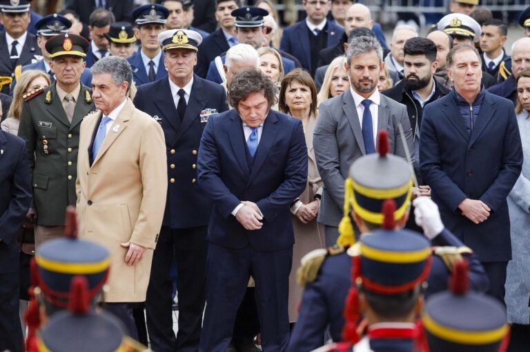milei acto a san martin