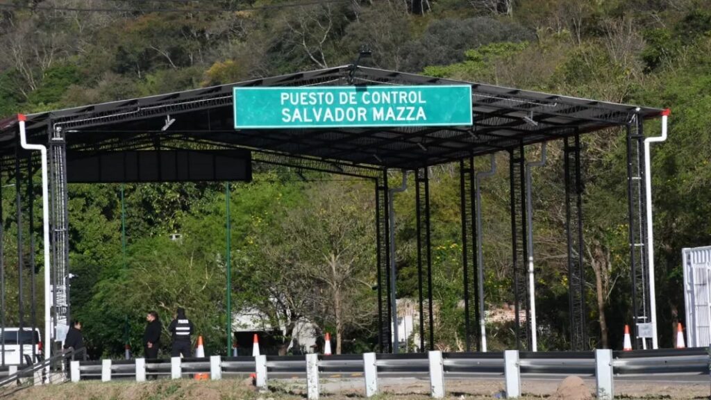 25028 Saenz Inauguro En Salvador Mazza Un Puesto 1024x576