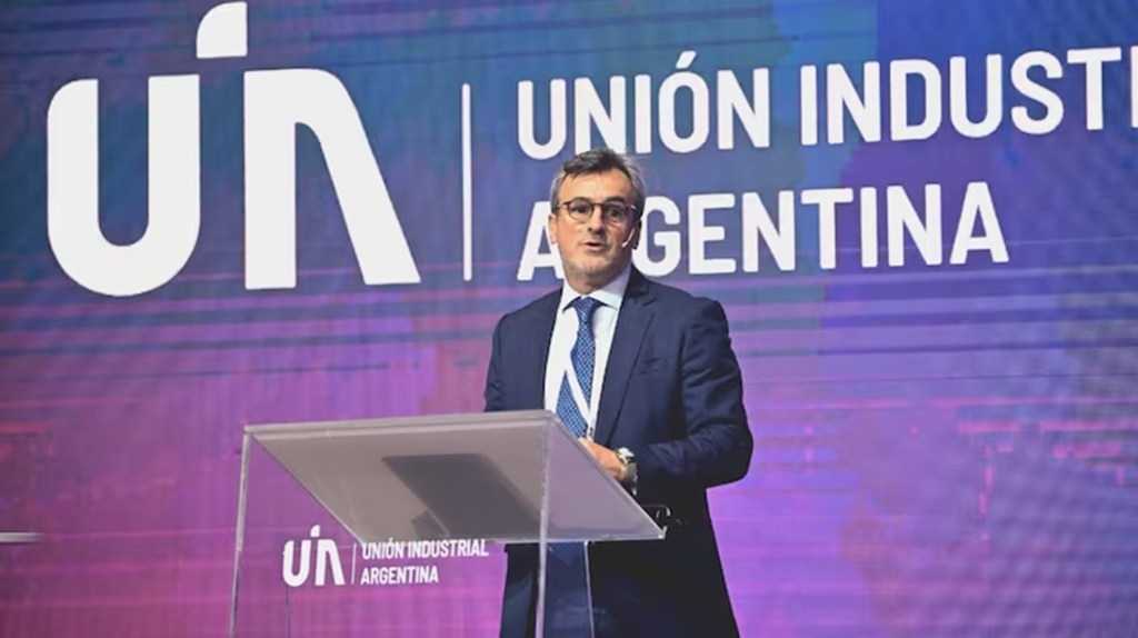 conferencia de la uia